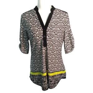 Perseption Concept Women's Short Sleeve Black & White Floral Stretch Shirt Med.